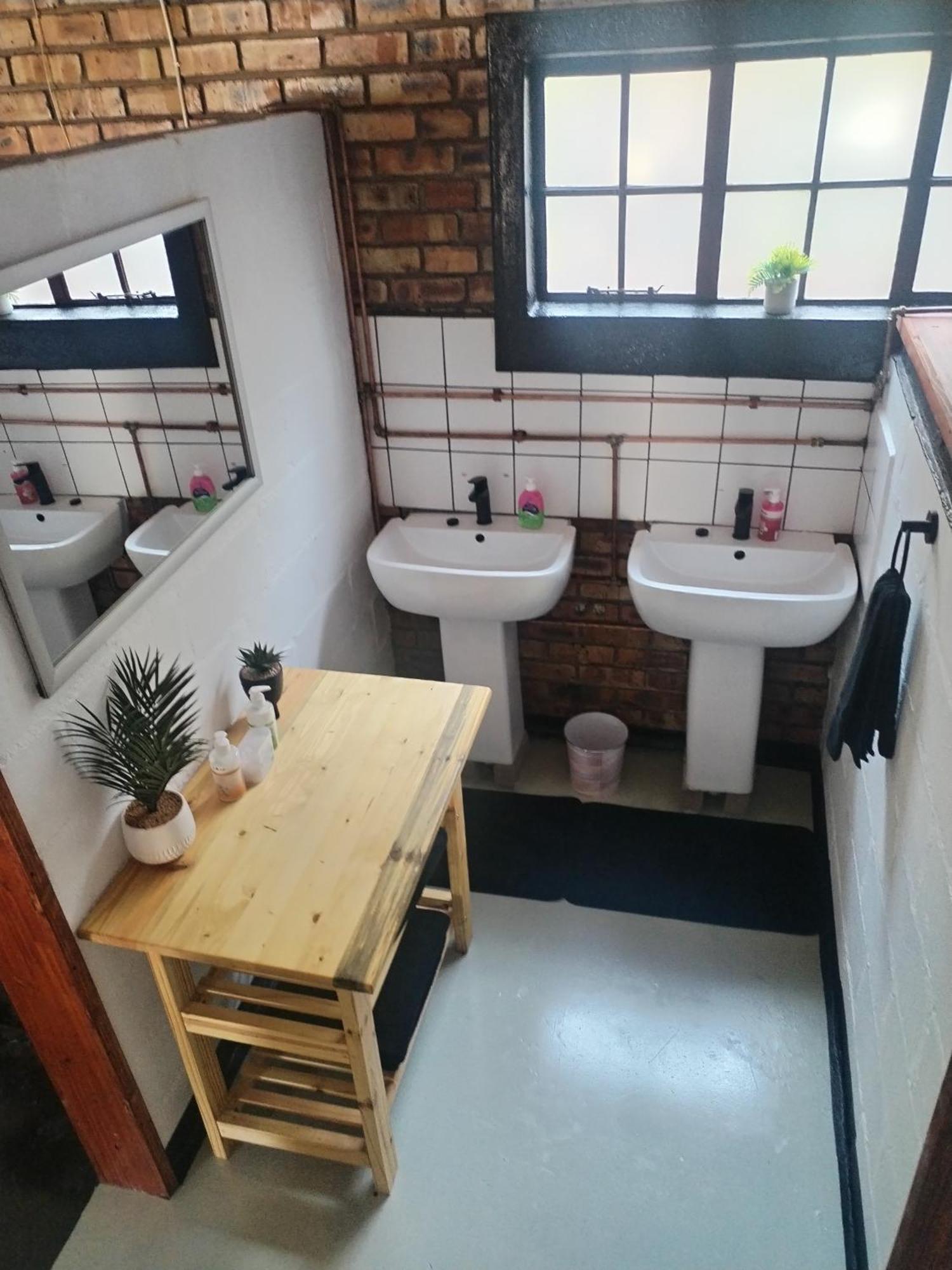 2K City Studios Not Self Catering Graskop Exteriör bild