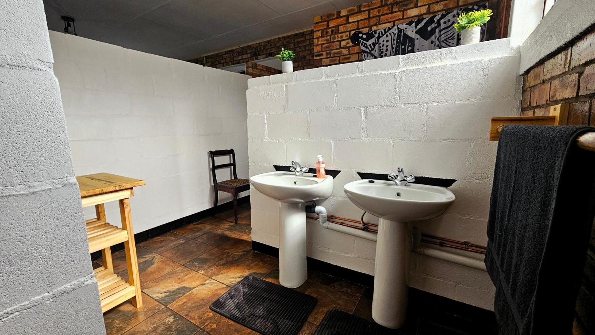 2K City Studios Not Self Catering Graskop Exteriör bild