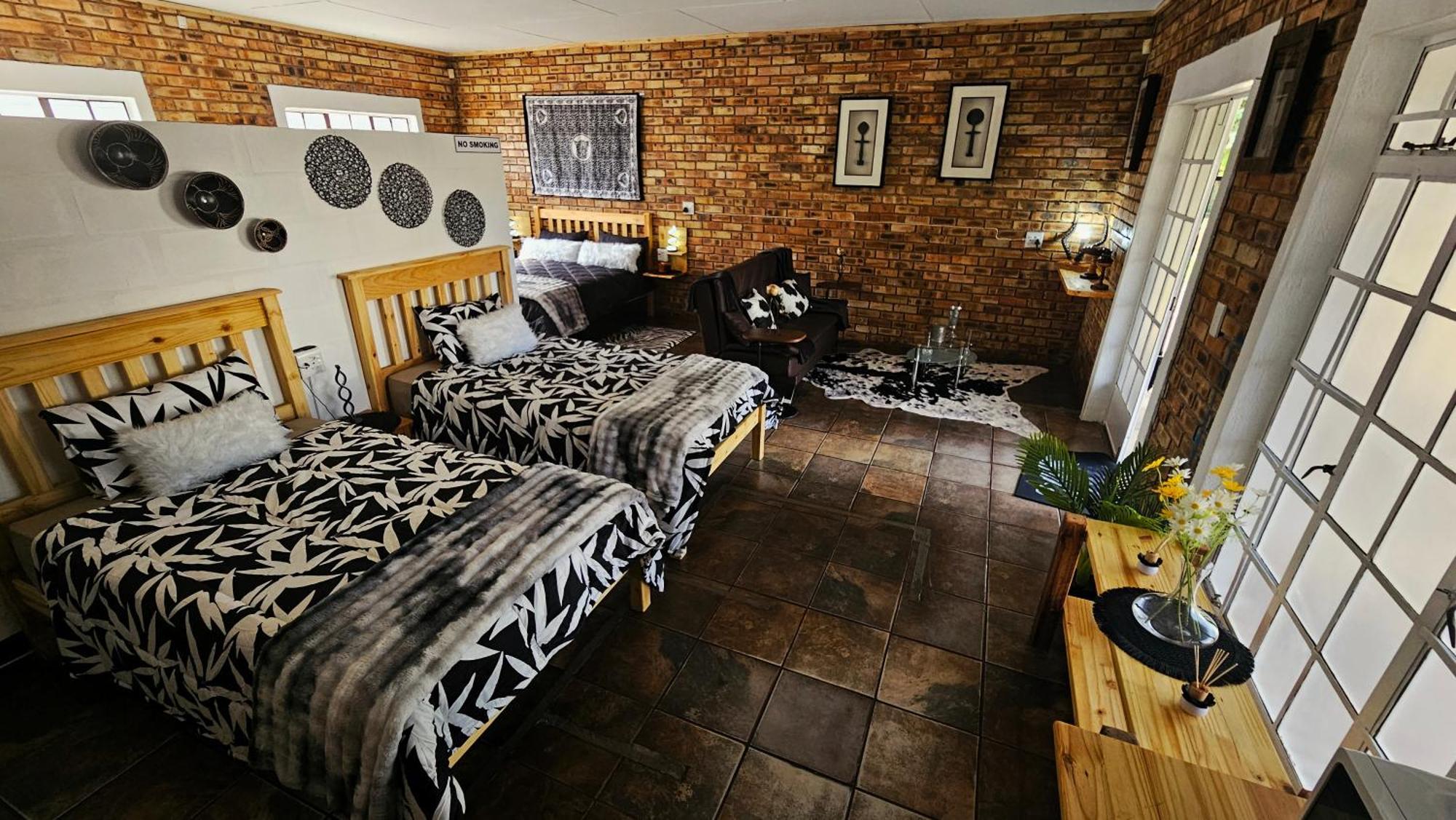 2K City Studios Not Self Catering Graskop Exteriör bild